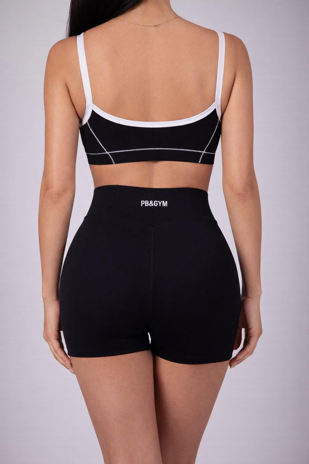 High-Waisted Seamless Shorts Black & White