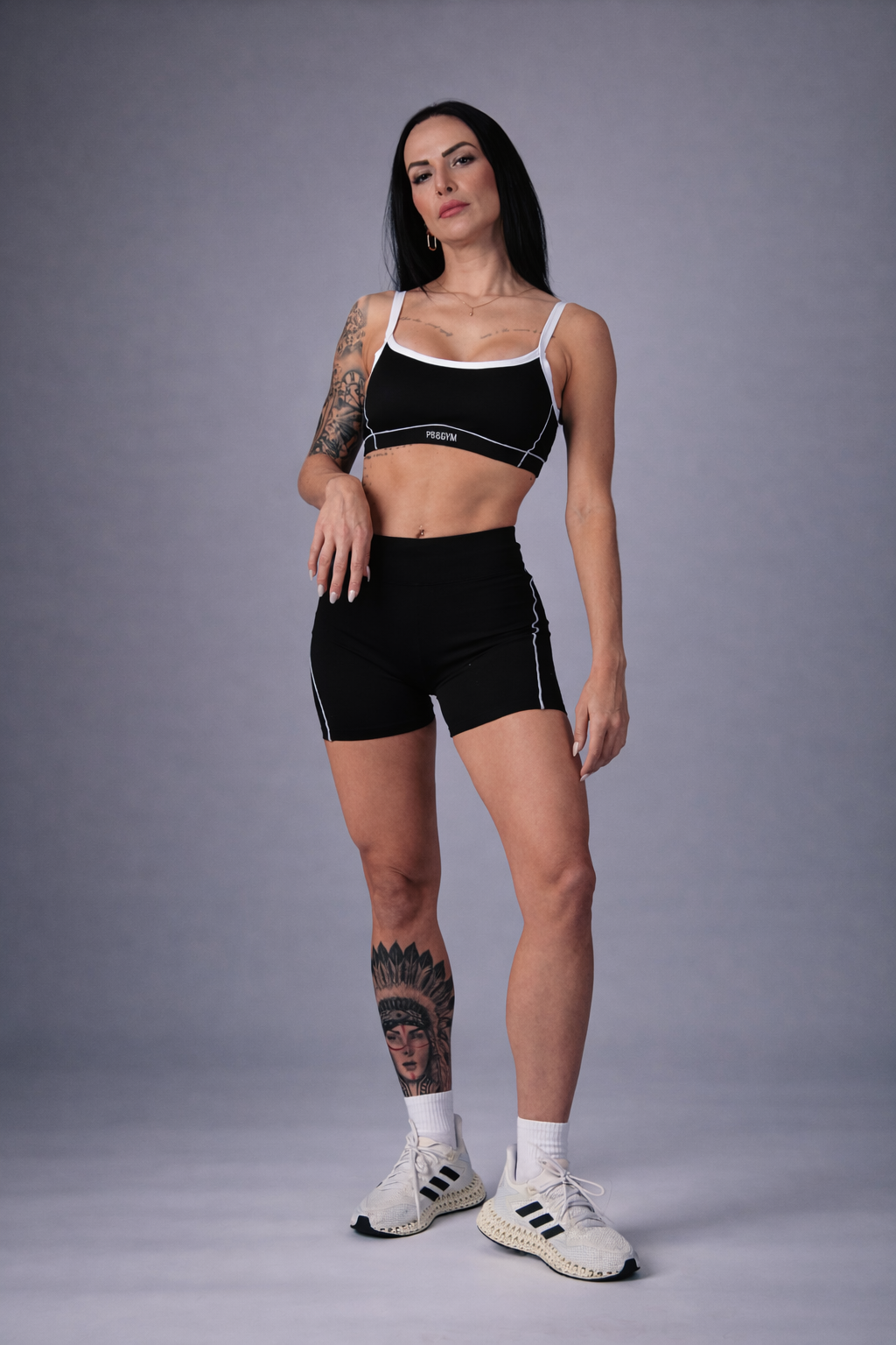 Sports Bra Black & White
